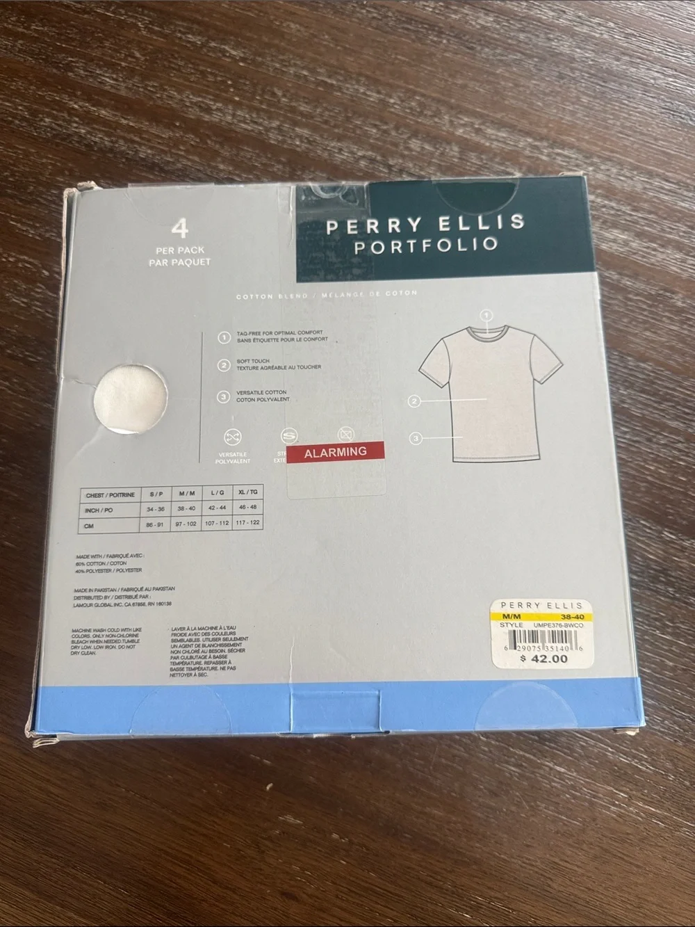 Perry Ellis White Crew Neck Undershirts - 4 Pack Size M